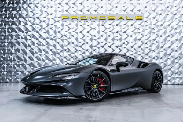 Ferrari - SF 90