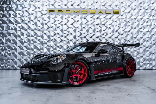 Porsche - 911 GT3 RS Weissach