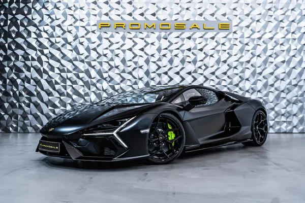 Lamborghini - Lamborghini Revuelto Nero Nemesis* Lift