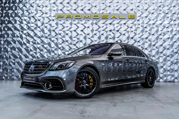 Mercedes-Benz - S 63 AMG Carbon* Burmester* 360* TV